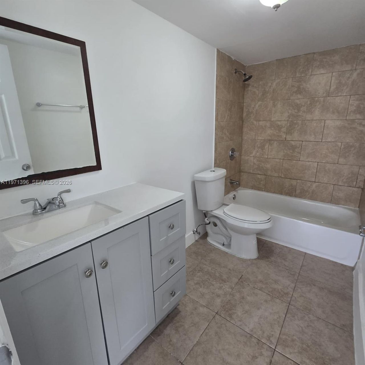 9678 Fontainebleau Blvd, Unit 111, Miami, FL 33172 Photo