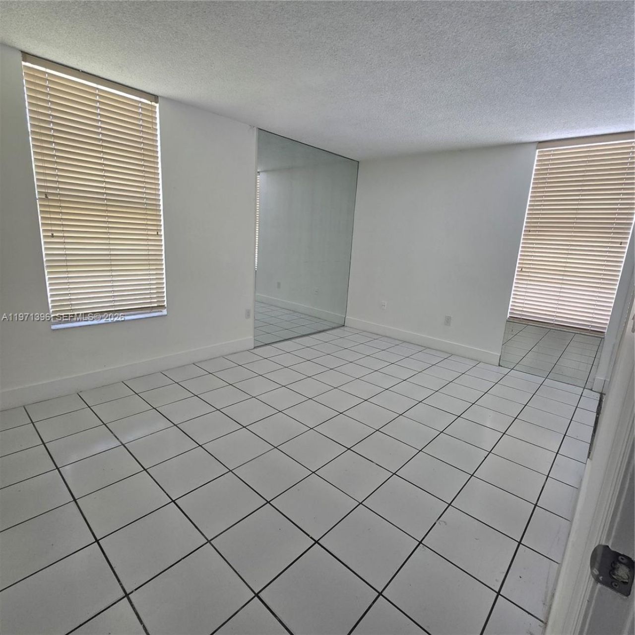 9678 Fontainebleau Blvd, Unit 111, Miami, FL 33172 Photo