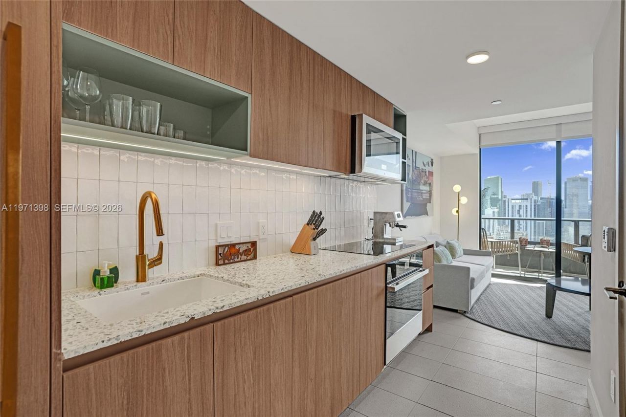 159 NE 6th St, Unit 3214, Miami, FL 33132 Photo