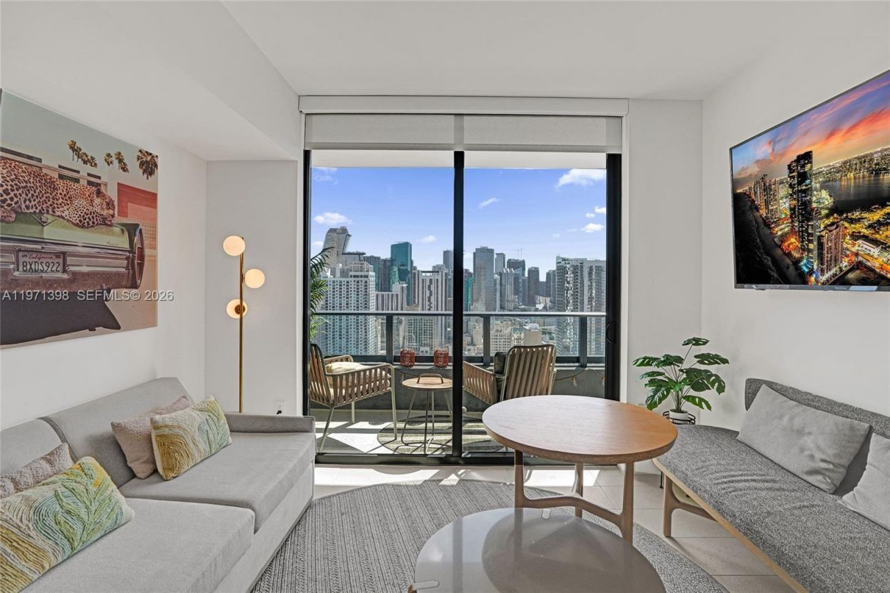 159 NE 6th St, Unit 3214, Miami, FL 33132 Photo