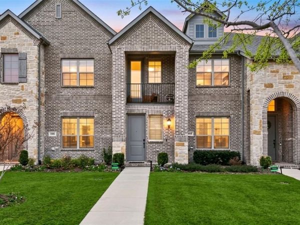 682 Claire Lane, Lewisville, TX 75067