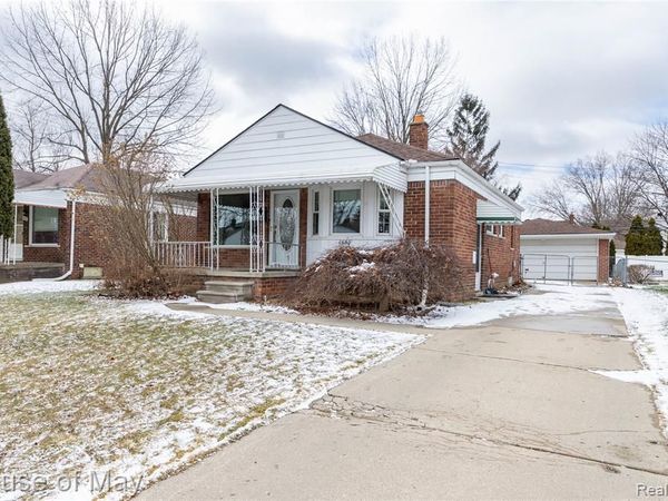 6640 Gahona Avenue, Allen Park, MI 48101