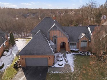 11793 Lorenz Way, Plymouth Twp, MI 48170