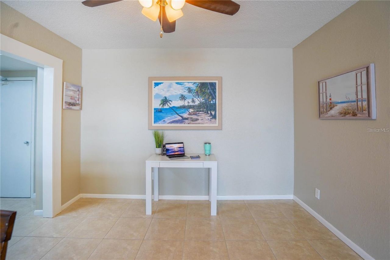 7100 Sunshine Skyway Lane S, Unit 201, Saint Petersburg, FL 33711 Photo