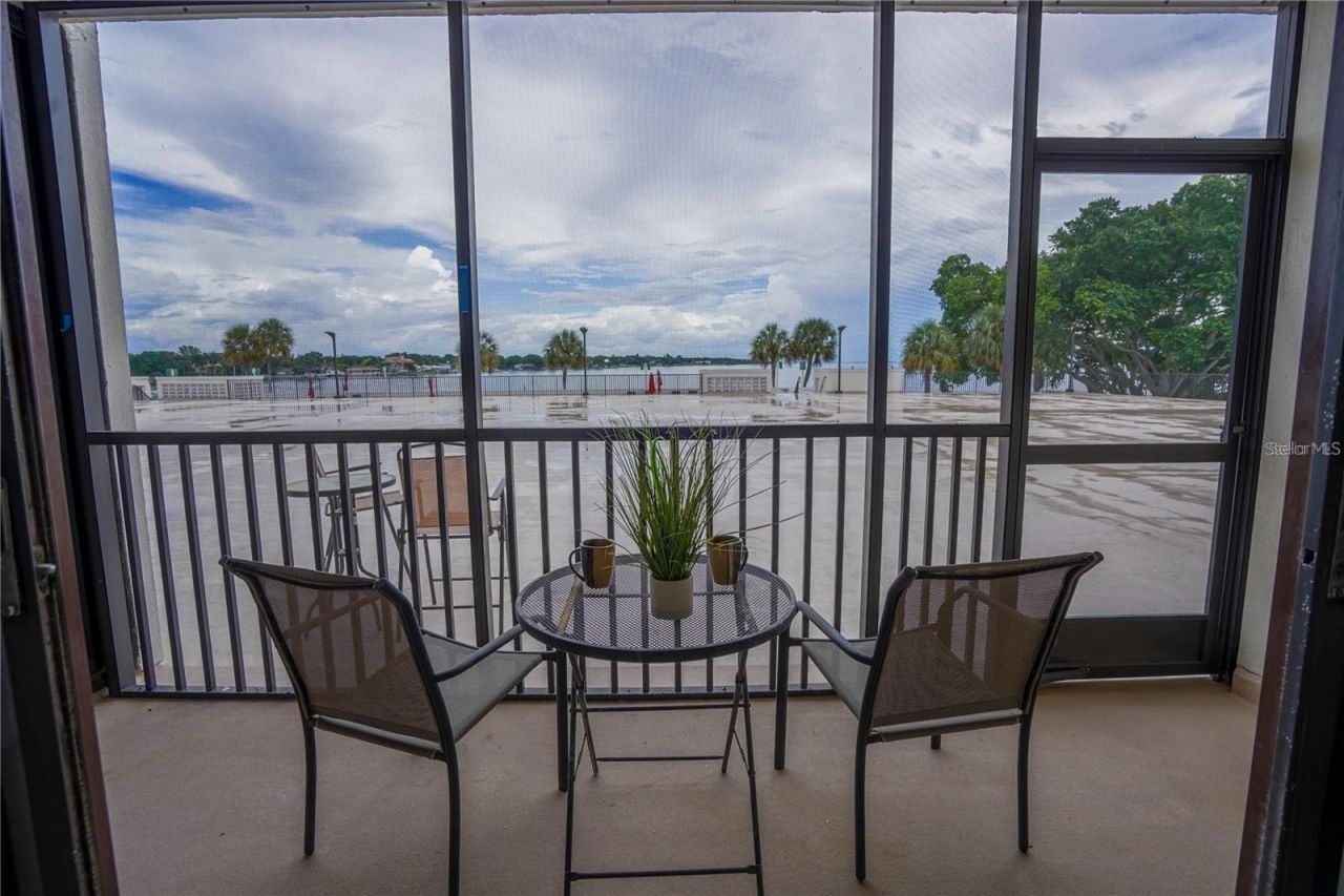 7100 Sunshine Skyway Lane S, Unit 201, Saint Petersburg, FL 33711 Photo