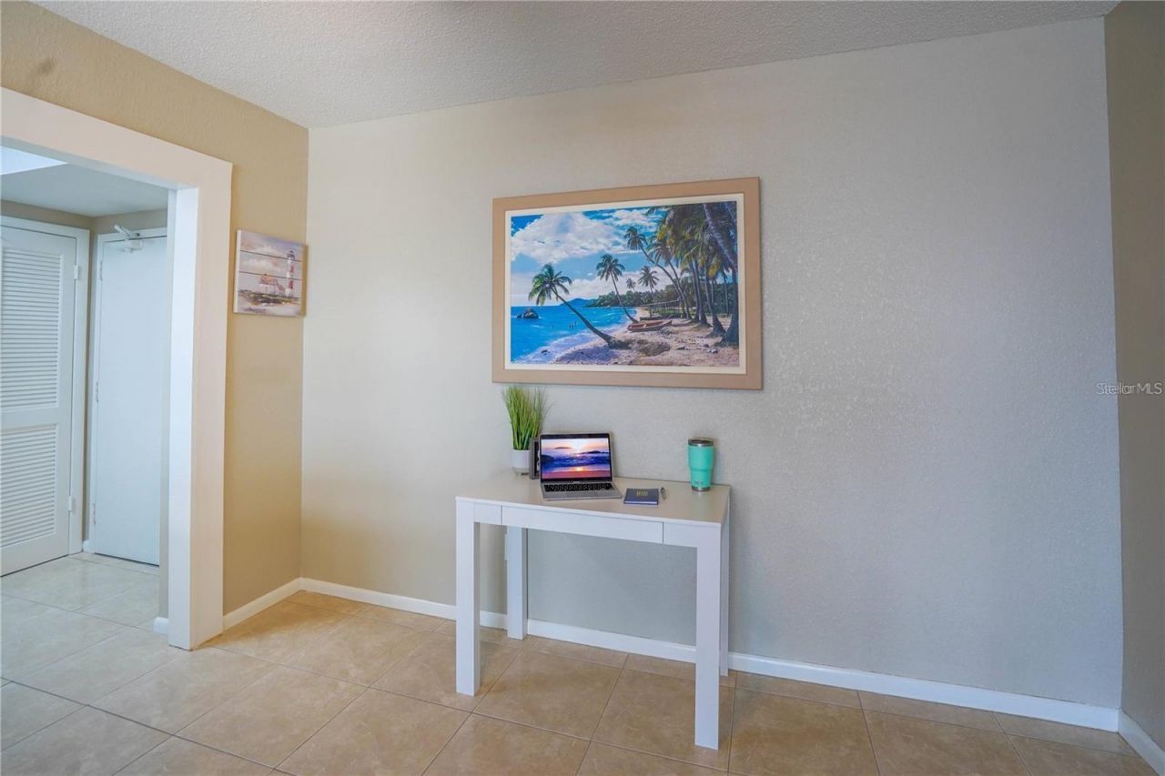 7100 Sunshine Skyway Lane S, Unit 201, Saint Petersburg, FL 33711 Photo