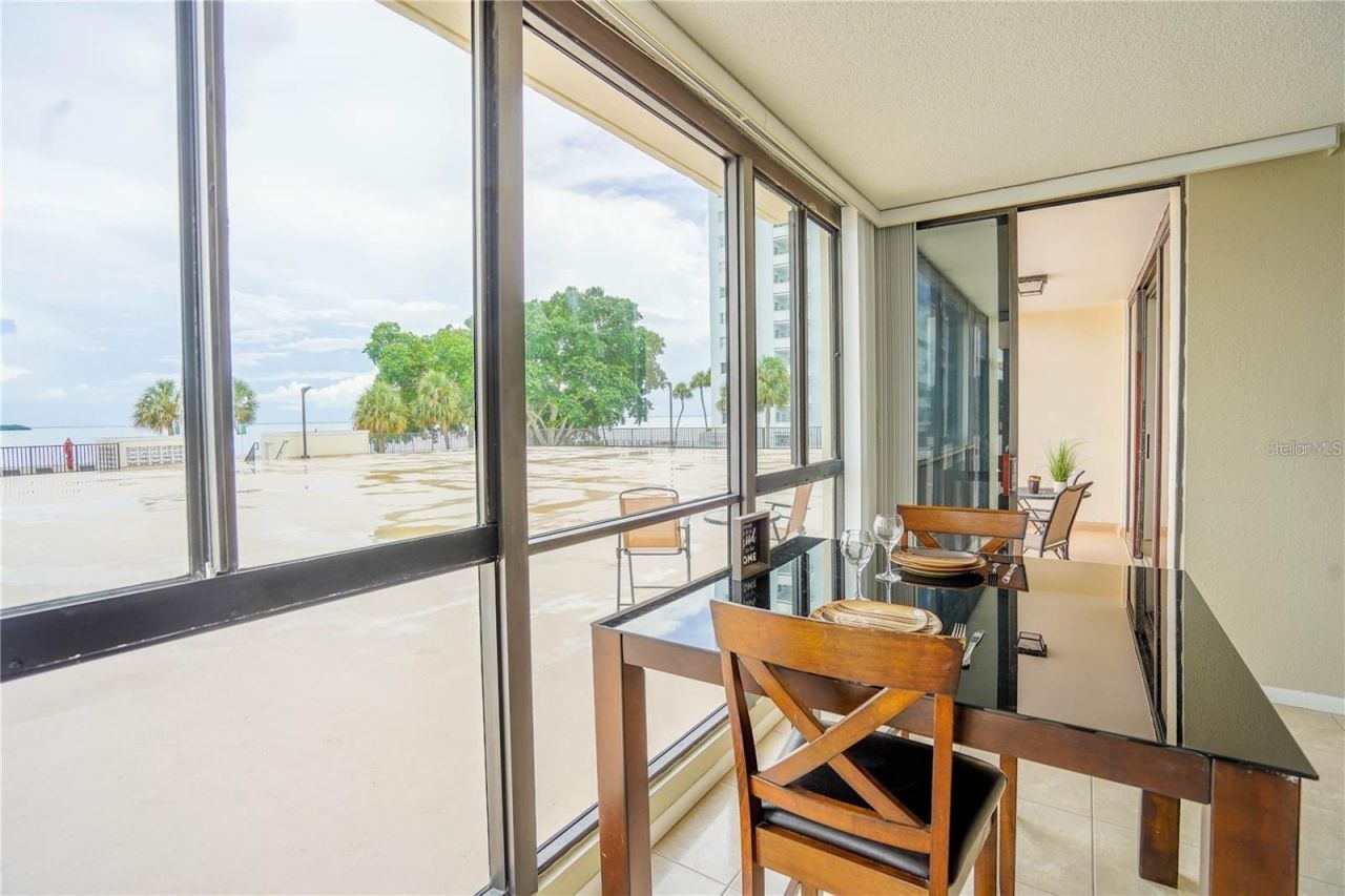 7100 Sunshine Skyway Lane S, Unit 201, Saint Petersburg, FL 33711 Photo