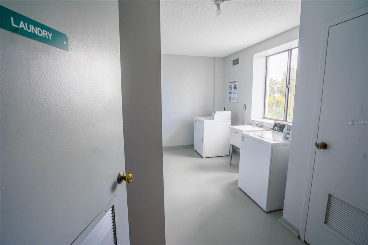 7100 Sunshine Skyway Lane S, Unit 201, Saint Petersburg, FL 33711 Photo