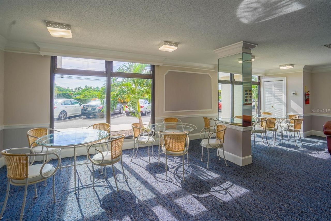 7100 Sunshine Skyway Lane S, Unit 201, Saint Petersburg, FL 33711 Photo