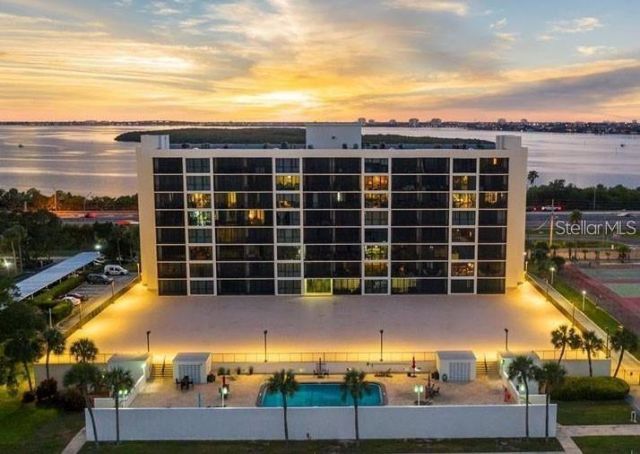 7100 Sunshine Skyway Lane S, Unit 201, Saint Petersburg, FL 33711 Photo