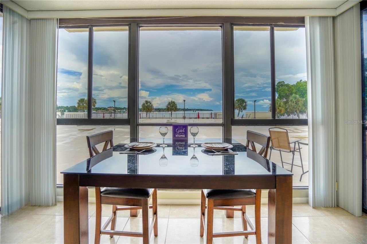 7100 Sunshine Skyway Lane S, Unit 201, Saint Petersburg, FL 33711 Photo