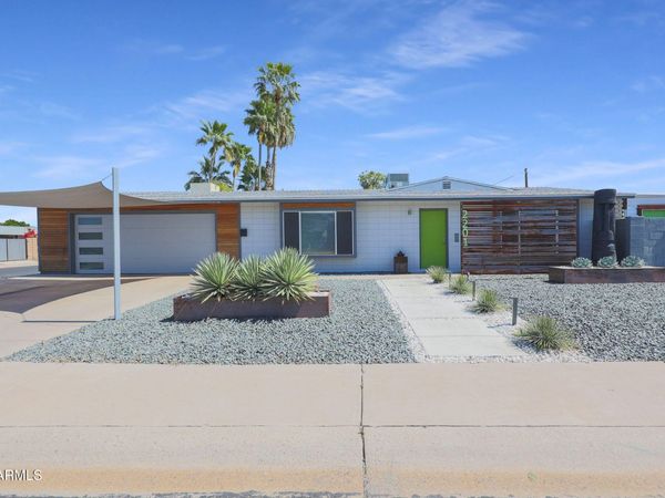 2201 E MARILYN Road, Phoenix, AZ 85022