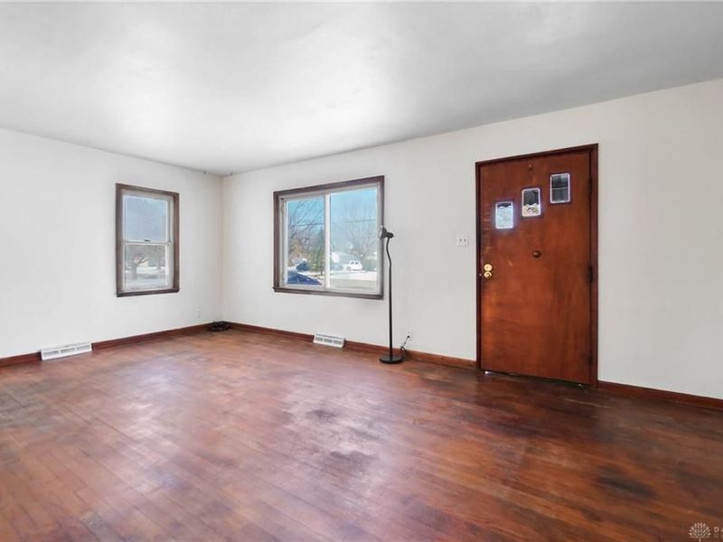 5711 Fairview Drive, Franklin, OH 45005 Photo 6