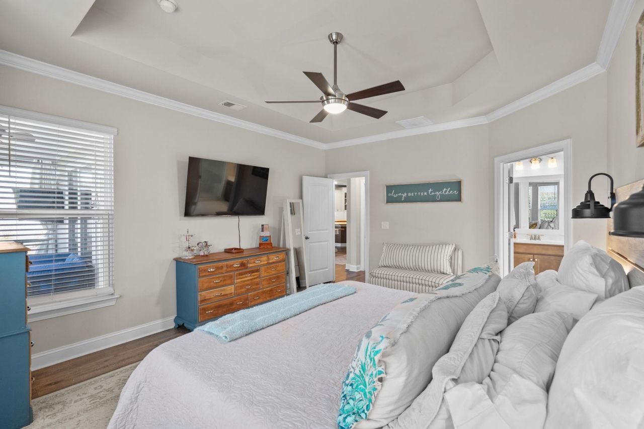 1828 Parish Way Photo 37