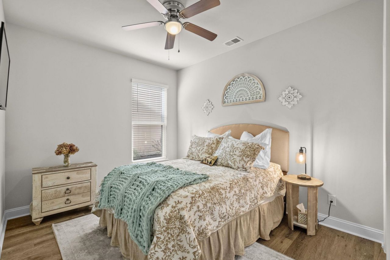 1828 Parish Way Photo 42