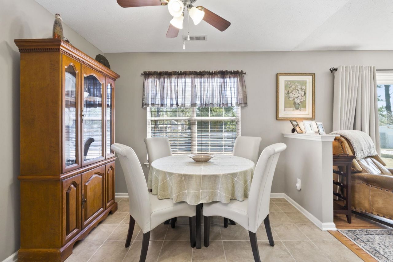 264 Pilothouse Dr. Photo 14