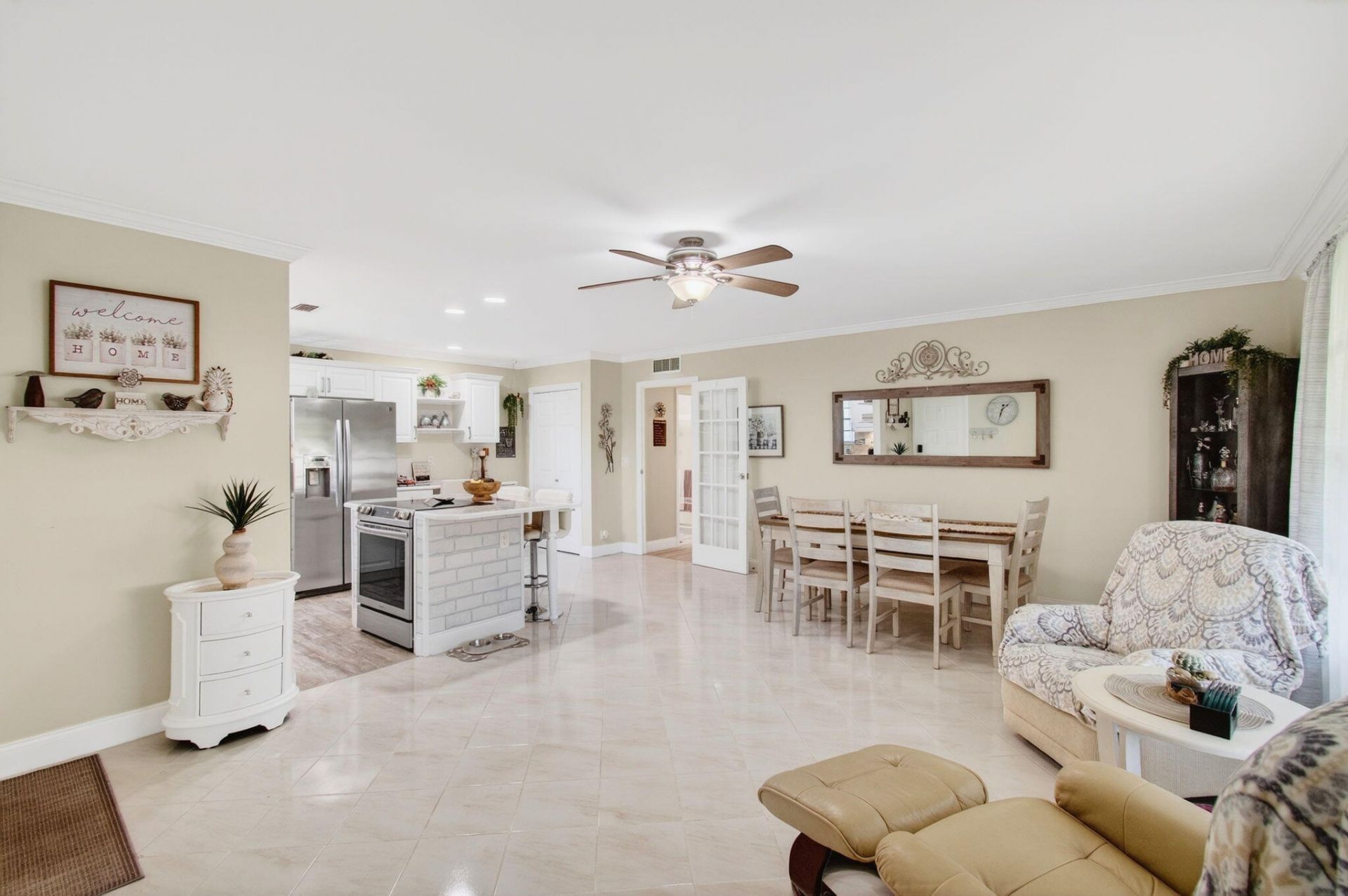 4530 NW 4th Street, Unit D, Delray Beach, FL 33445 Photo