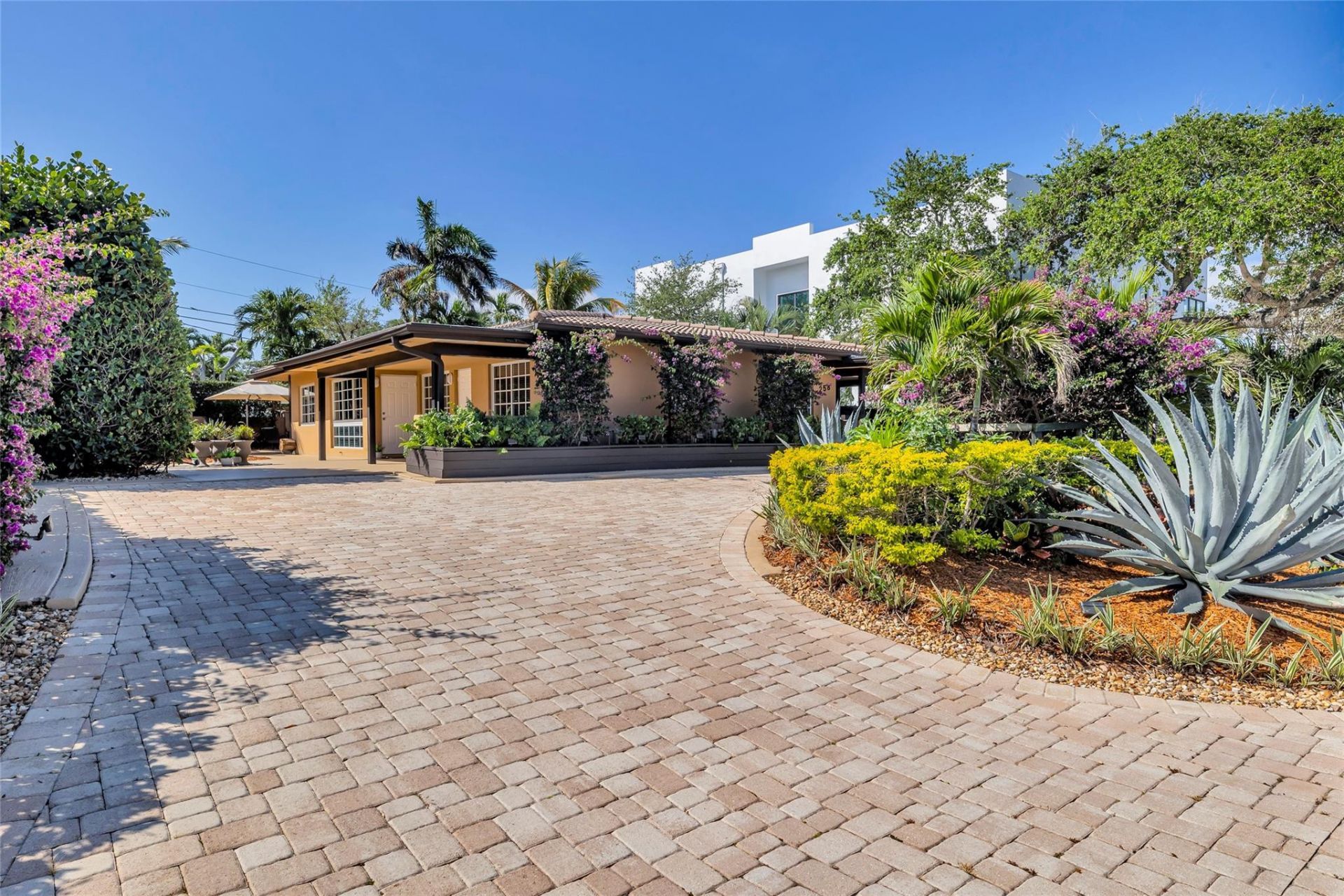 258 Basin Drive, Lauderdale by the Sea, FL 33308 Photo
