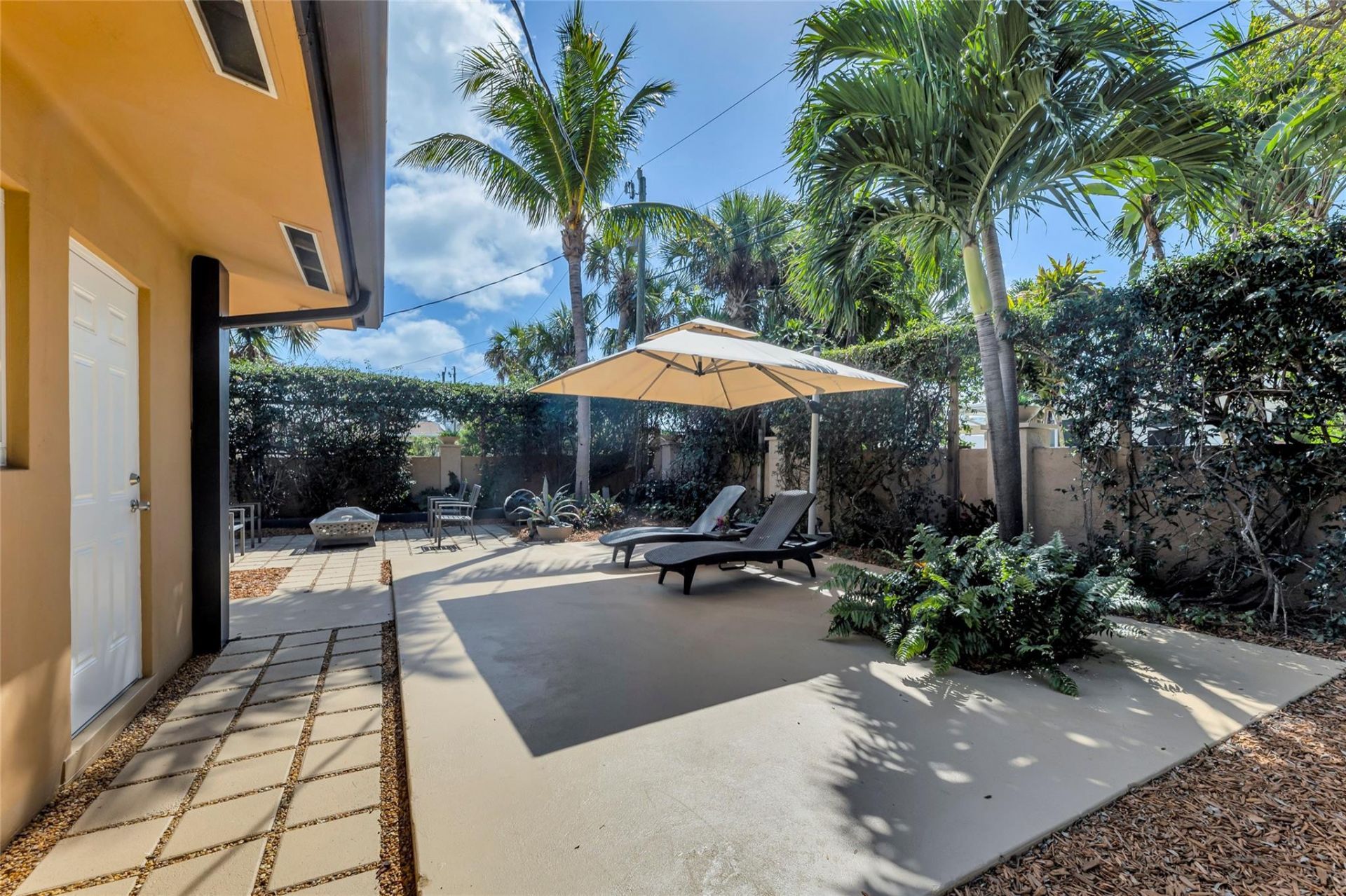 258 Basin Drive, Lauderdale by the Sea, FL 33308 Photo