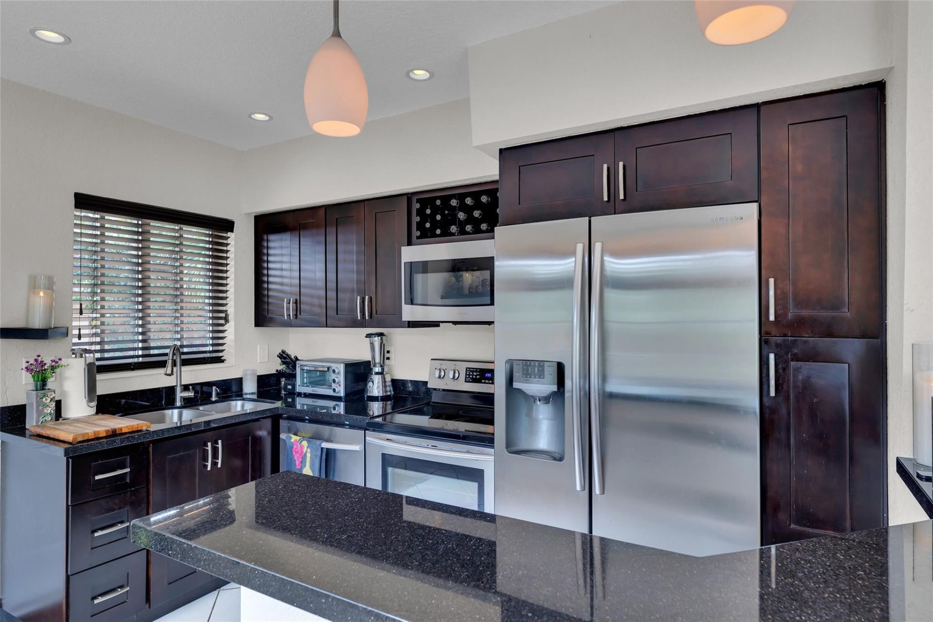 258 Basin Drive, Lauderdale by the Sea, FL 33308 Photo