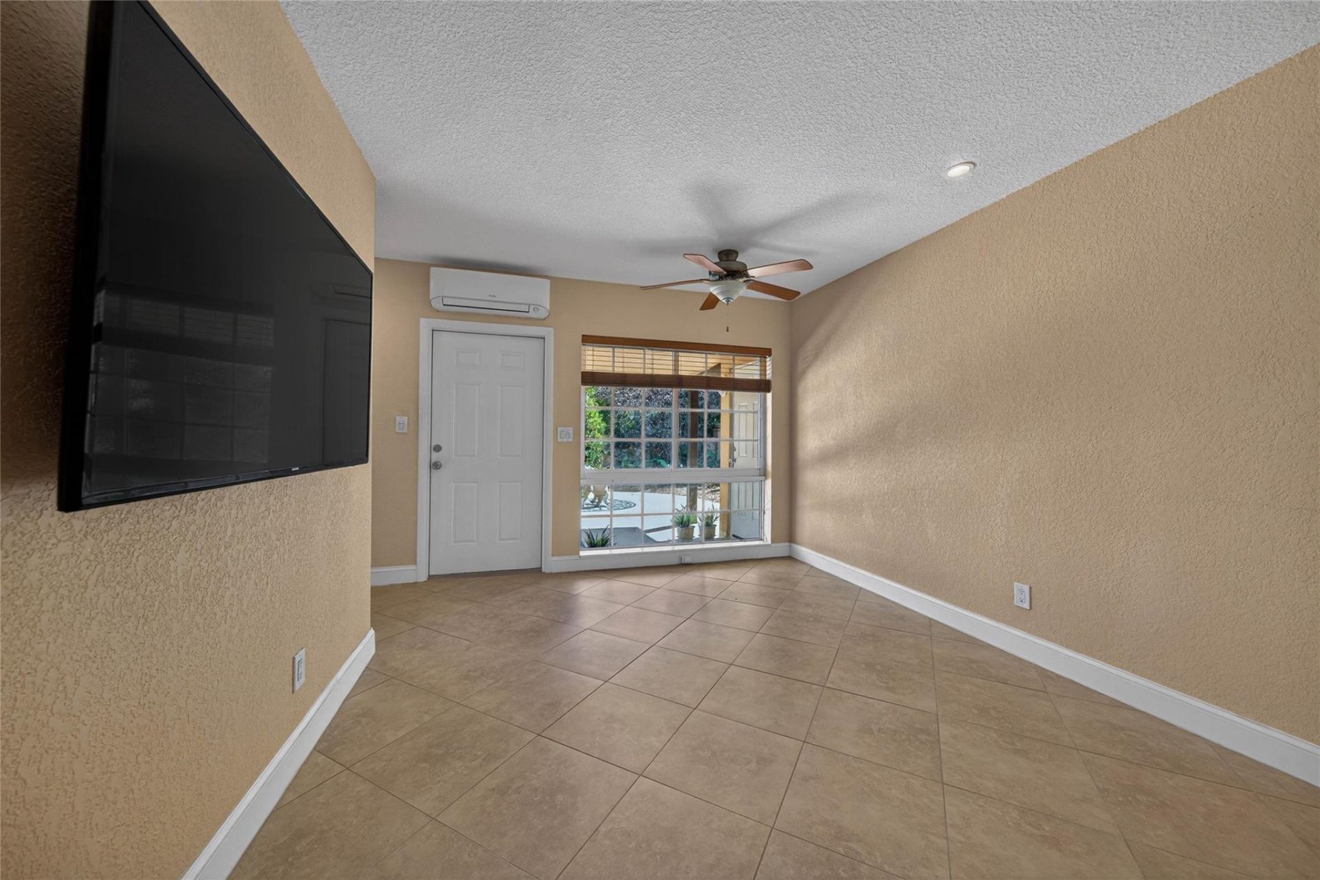 258 Basin Drive, Lauderdale by the Sea, FL 33308 Photo