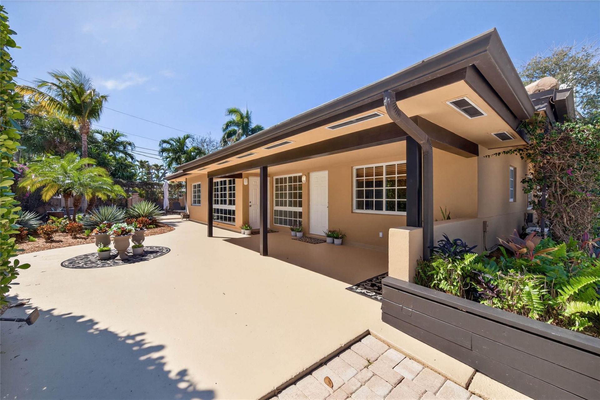 258 Basin Drive, Lauderdale by the Sea, FL 33308 Photo