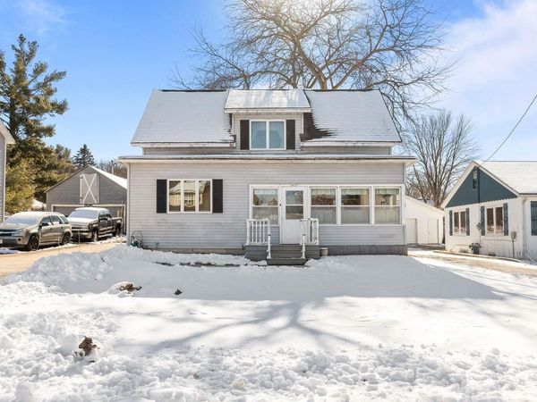 563 CLARK STREET, Manawa, WI 54949