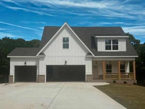 348 Pinewood Drive, Covington, GA 30014