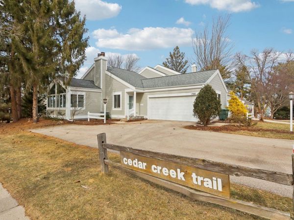 7301 Cedar Creek Trail, Madison, WI 53717