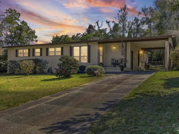 4907 Springhill Dr, Pensacola, FL 32503