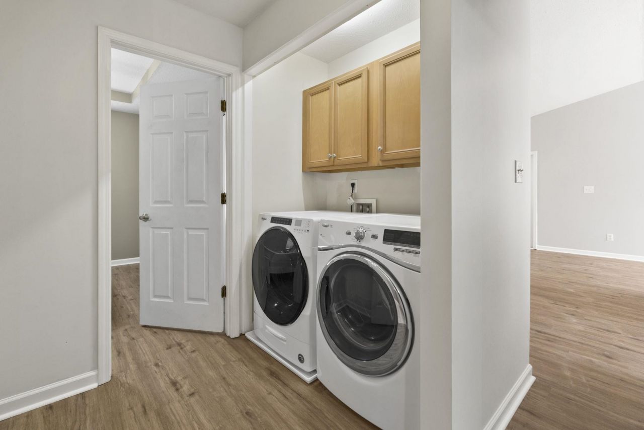 315 Kildare Ct.  Photo 11