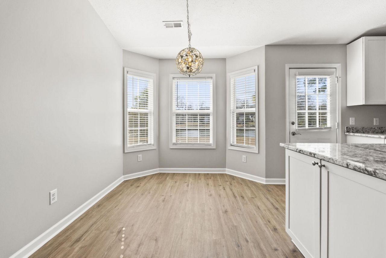 315 Kildare Ct.  Photo 6