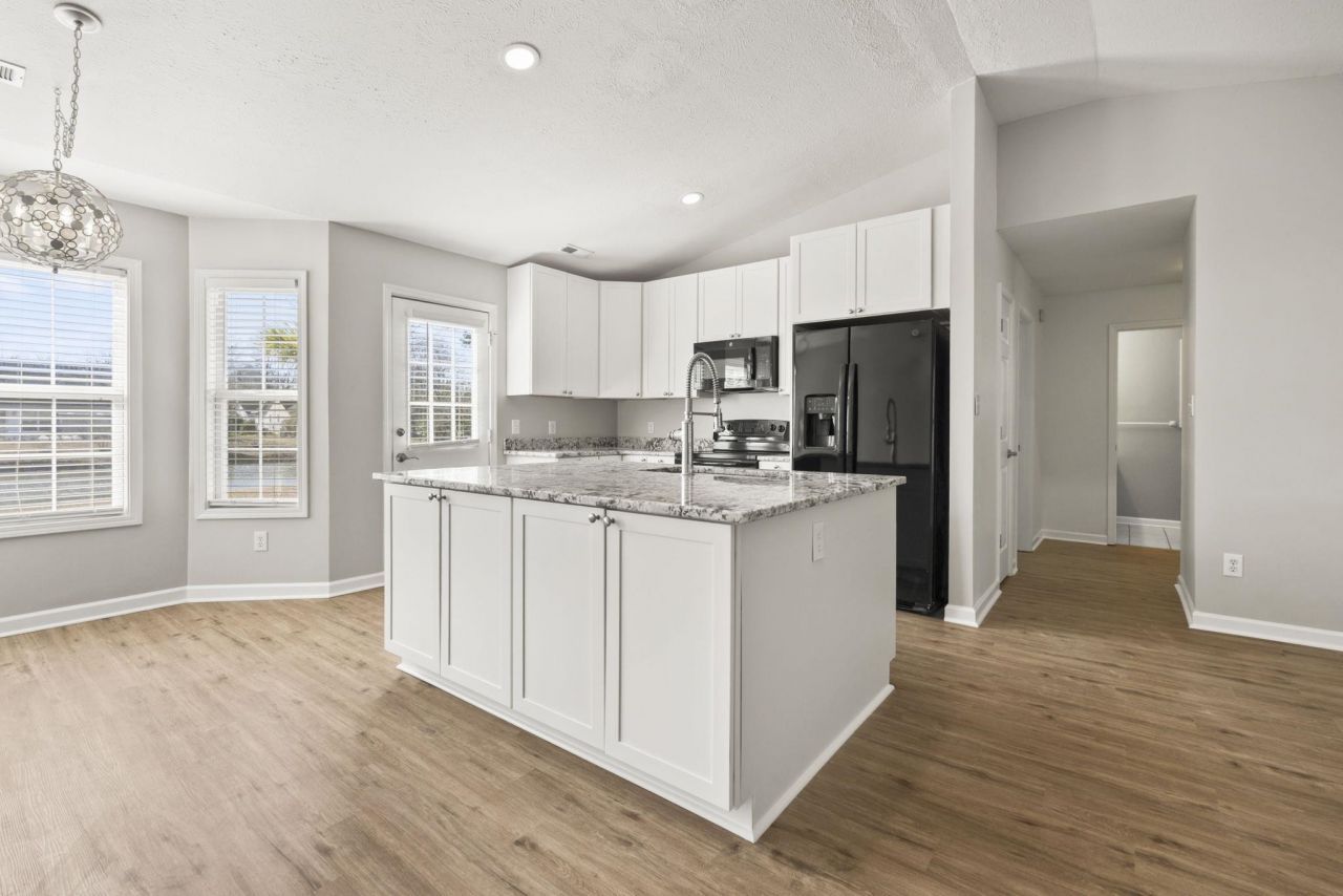 315 Kildare Ct.  Photo 7