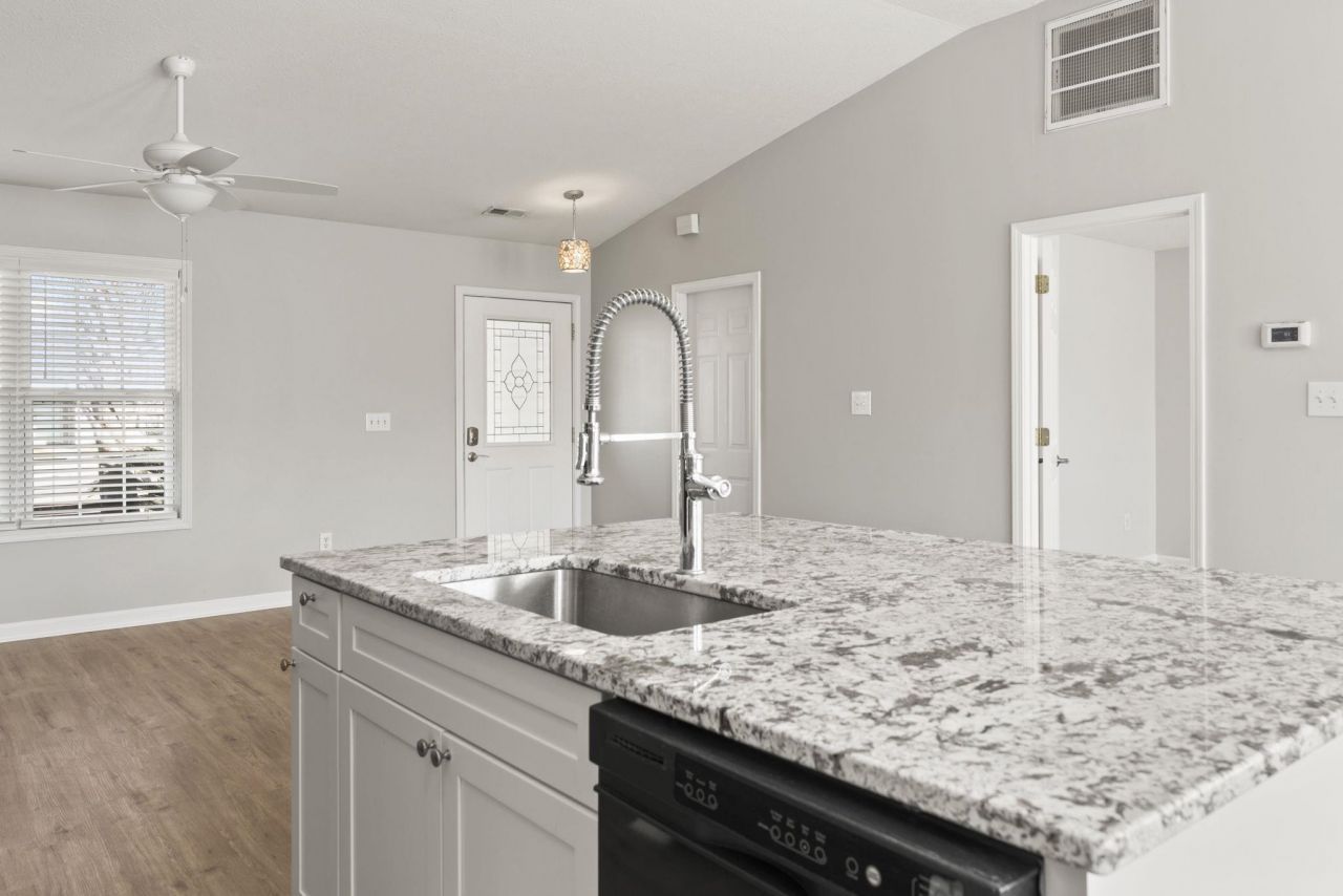 315 Kildare Ct.  Photo 9