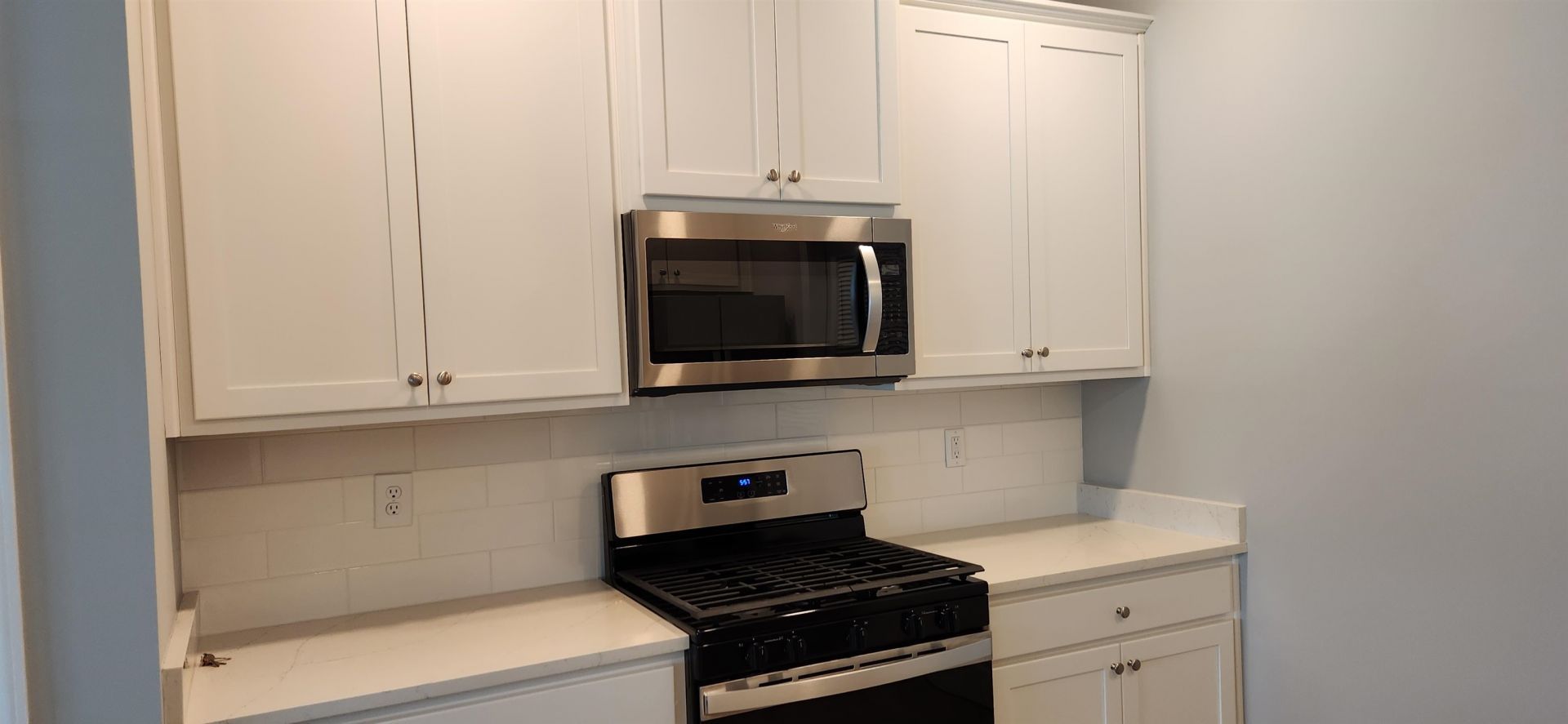 1144 Freeboard St. Photo 14