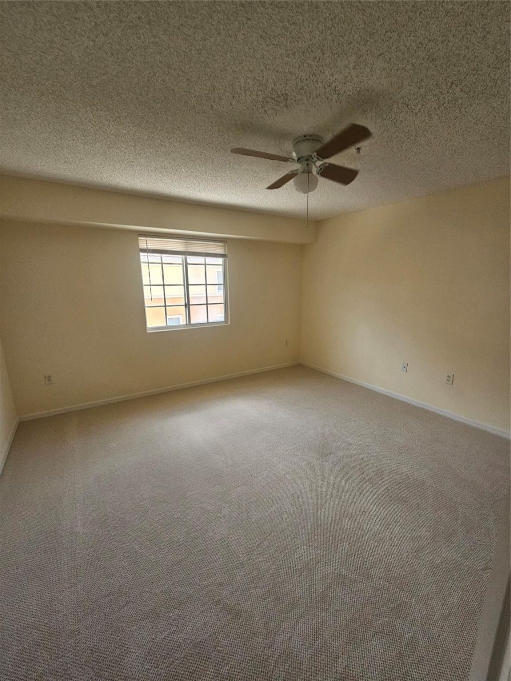 2961 NE 185th Street, Unit 1609, Miami, FL 33180 Photo