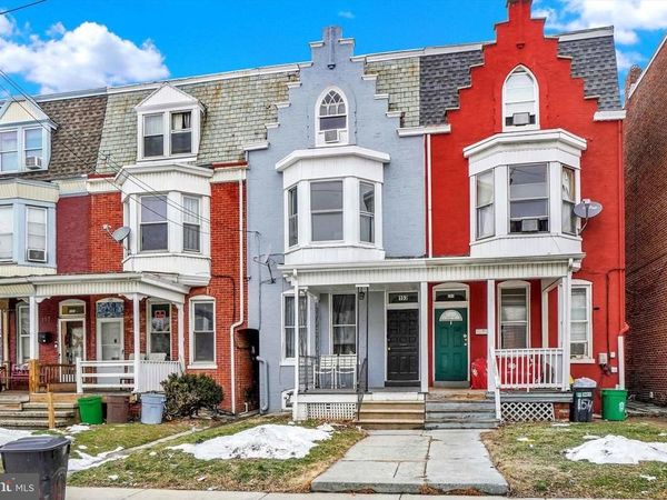 153 W JACKSON STREET, YORK, PA 17401