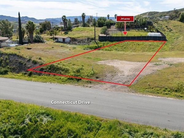 2 Connecticut Drive, Quail Valley, CA 92587