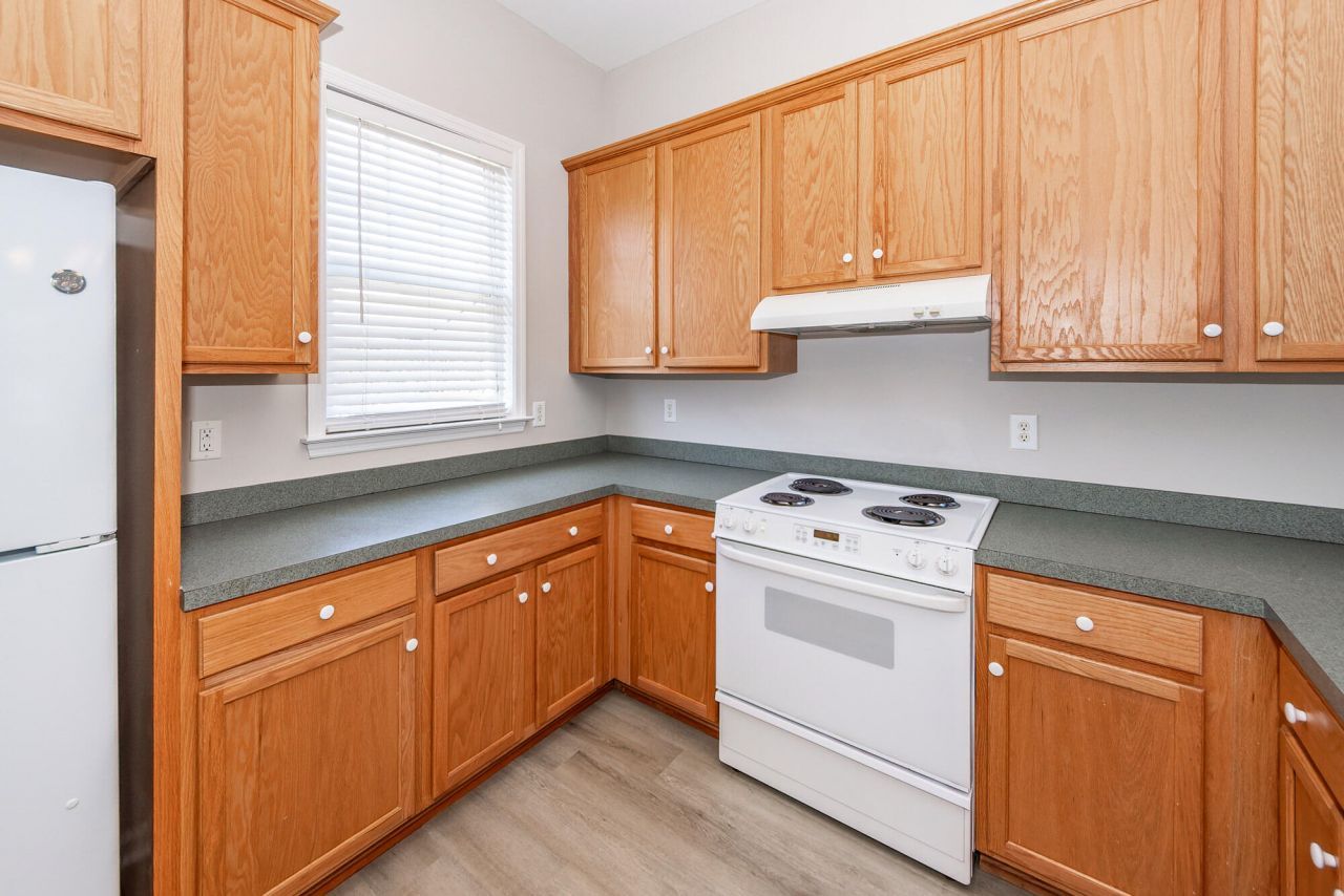 102 Dandelion Street Photo 18