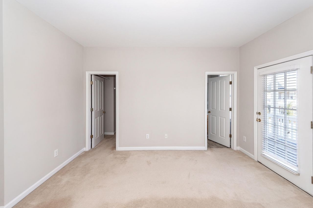 102 Dandelion Street Photo 24