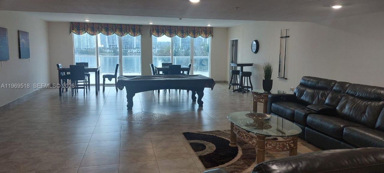 18100 N Bay Rd , Unit PH7, Sunny Isles Beach, FL 33160 Photo