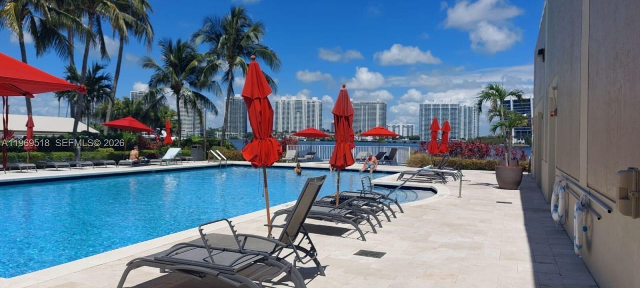 18100 N Bay Rd , Unit PH7, Sunny Isles Beach, FL 33160 Photo