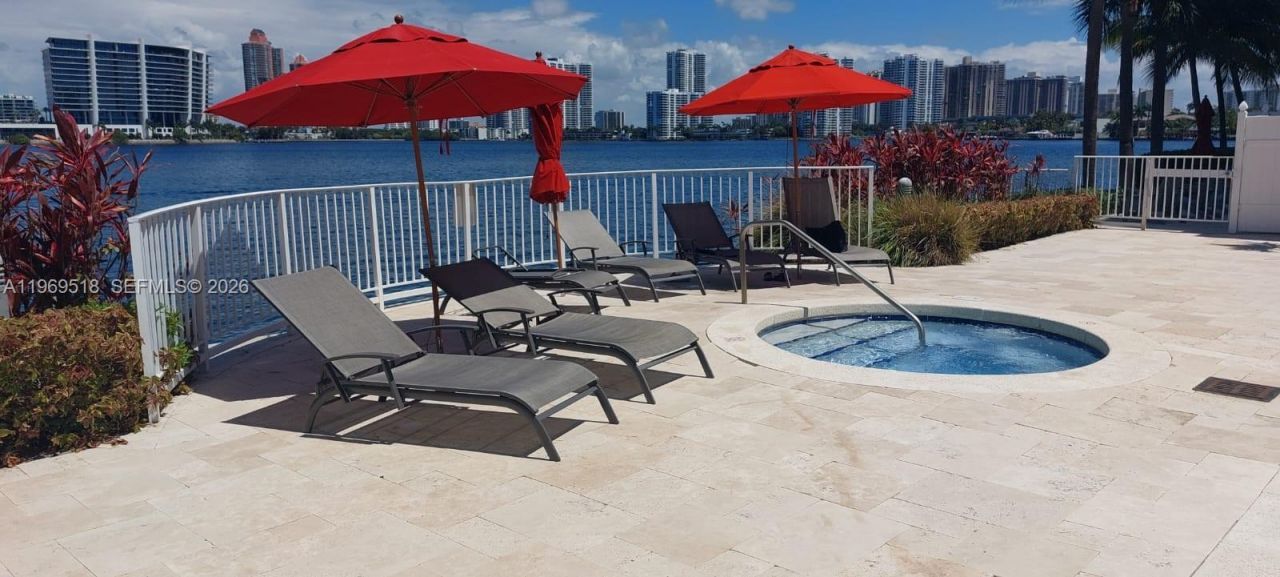 18100 N Bay Rd , Unit PH7, Sunny Isles Beach, FL 33160 Photo