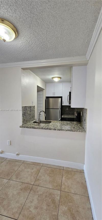 8145 NW 7th St , Unit 114, Miami, FL 33126 Photo