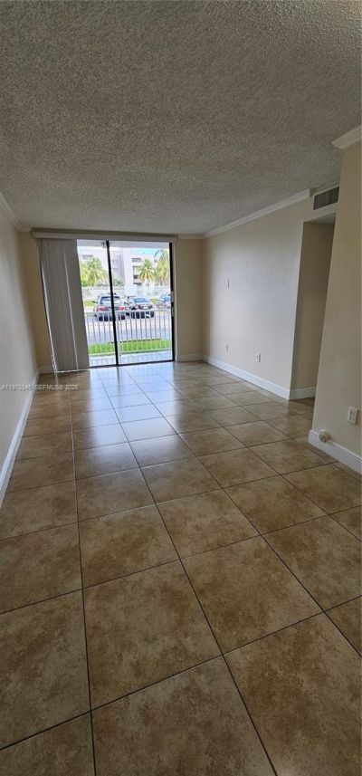 8145 NW 7th St, Unit 114, Miami, FL 33126 Photo