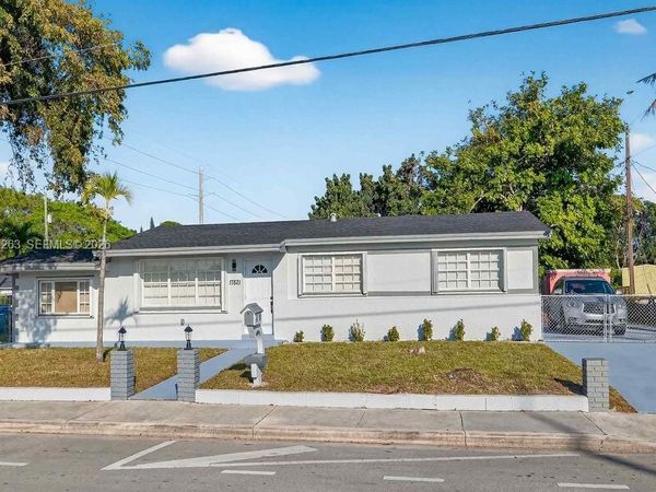17821 NW 22nd Ave, Miami Gardens, FL 33056