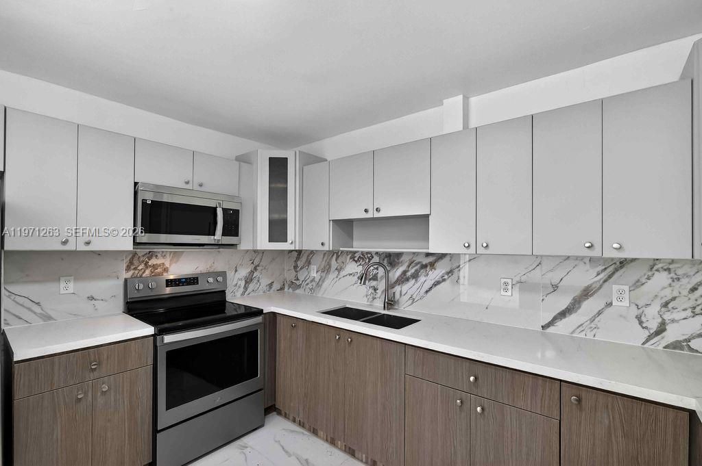 17821 NW 22nd Ave, Miami Gardens, FL 33056 Photo