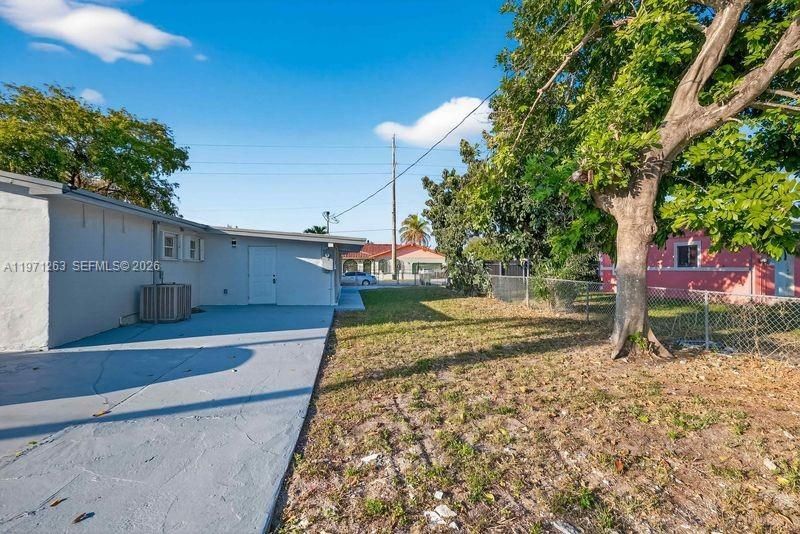 17821 NW 22nd Ave, Miami Gardens, FL 33056 Photo