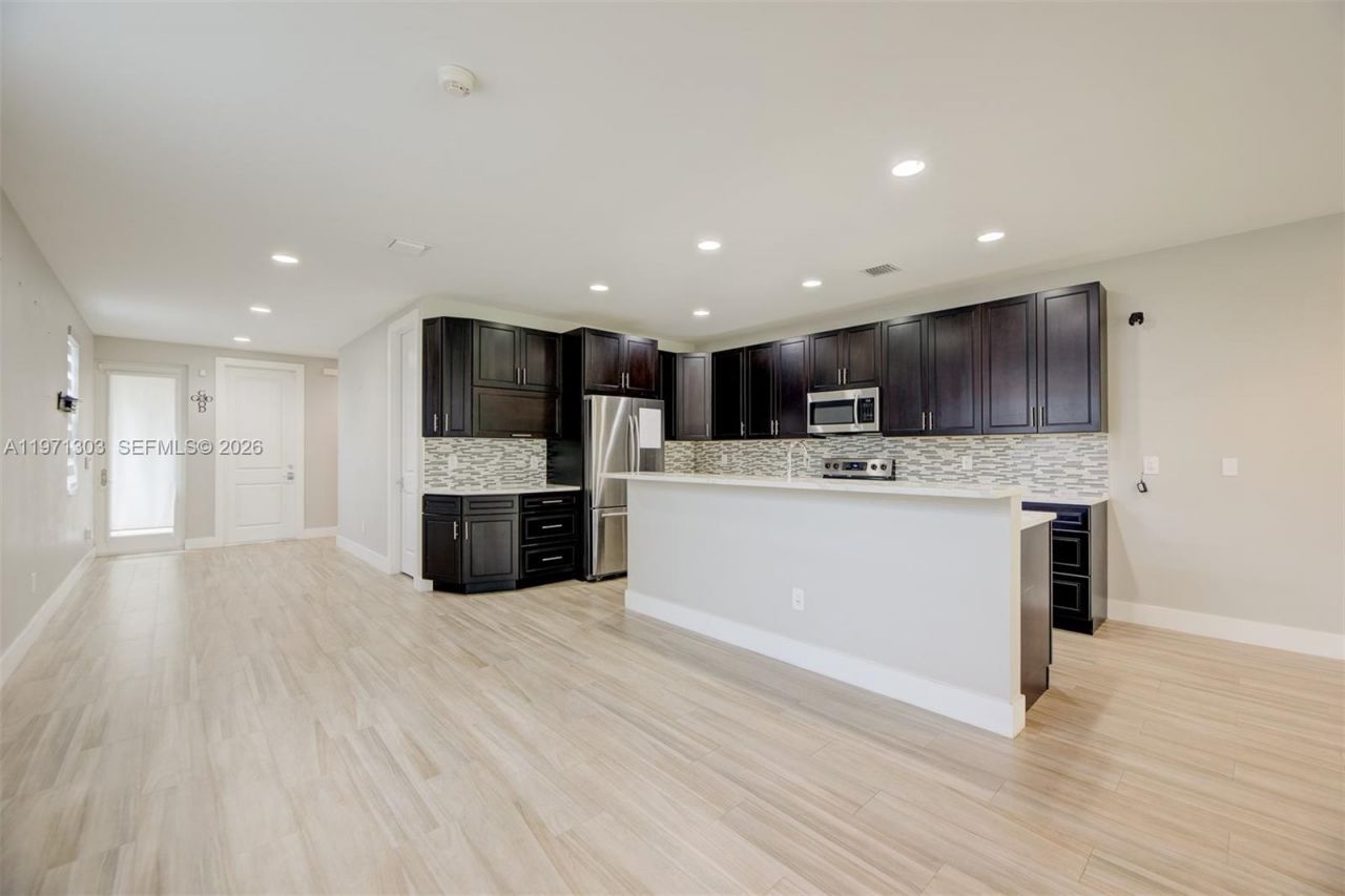 619 SW 17th St , Unit 619, Fort Lauderdale, FL 33315 Photo