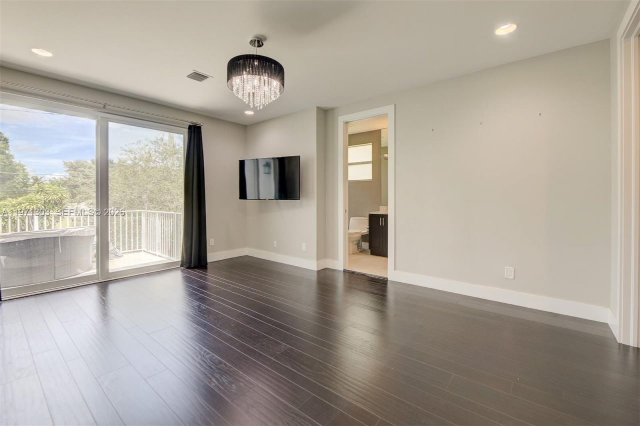 619 SW 17th St , Unit 619, Fort Lauderdale, FL 33315 Photo